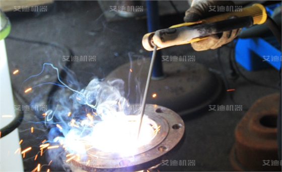 焊接加工中心圖.jpg 焊接加工中心圖.jpg