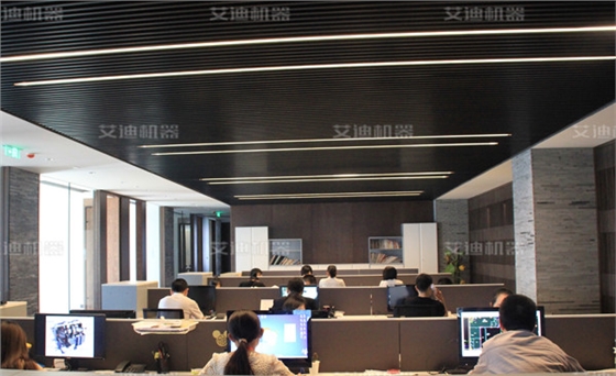 技術(shù)討論工作中心.jpg 技術(shù)討論工作中心.jpg