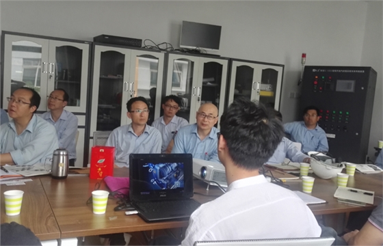 艾迪機(jī)器到巨化集團(tuán)進(jìn)行技術(shù)交流.jpg 艾迪機(jī)器到巨化集團(tuán)進(jìn)行技術(shù)交流.jpg