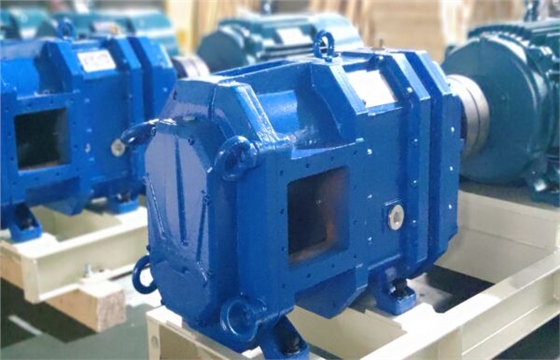 排污泵組裝中心艾迪.jpg 排污泵組裝中心艾迪.jpg