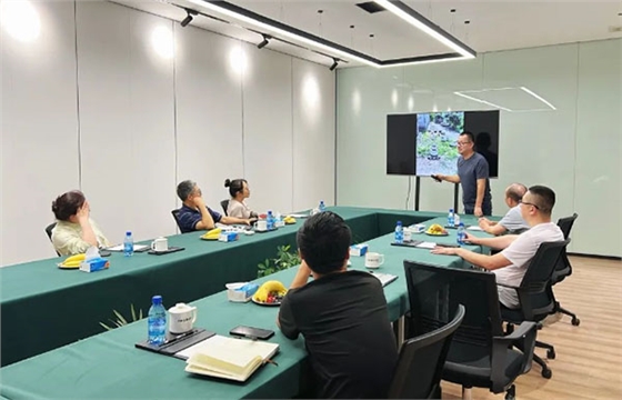 浙江省直建筑設(shè)計(jì)院團(tuán)隊(duì)蒞臨艾迪機(jī)器全資子公司.jpg 浙江省直建筑設(shè)計(jì)院團(tuán)隊(duì)蒞臨艾迪機(jī)器全資子公司.jpg