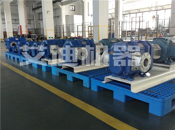 艾迪機(jī)器成品待發(fā)中心