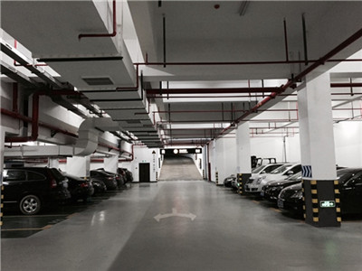 麥道大廈地下車庫 麥道大廈地下車庫