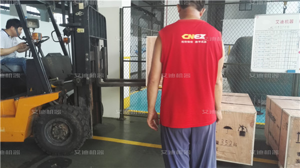 不同的閥體、閥蓋材料適用的介質(zhì)溫度介紹