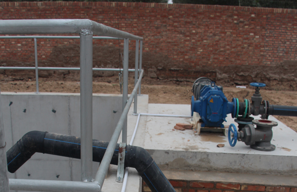 畜牧業(yè)65雙支撐自帶減速梯產(chǎn)品.jpg 畜牧業(yè)65雙支撐自帶減速梯產(chǎn)品.jpg