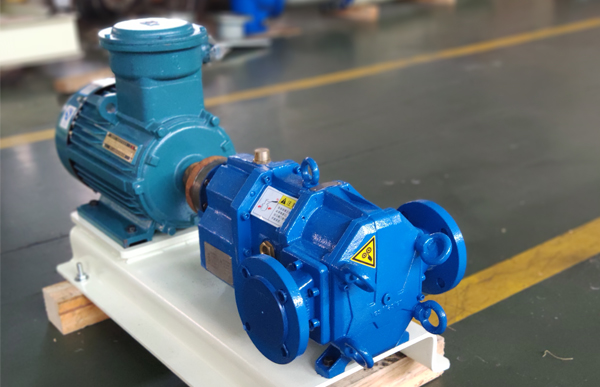 原油輸送泵選型及生產(chǎn).jpg 原油輸送泵選型及生產(chǎn).jpg