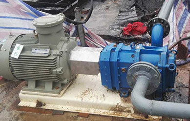 原油輸送泵
